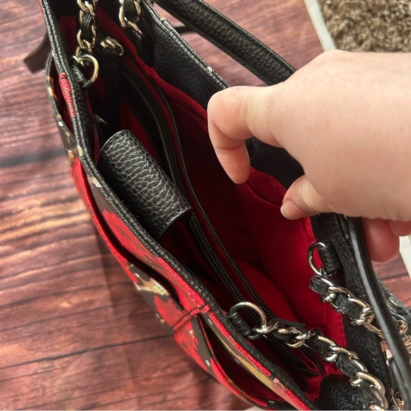 Dana Buchman Black and Red Floral Leather Purse - Picture 4 of 7